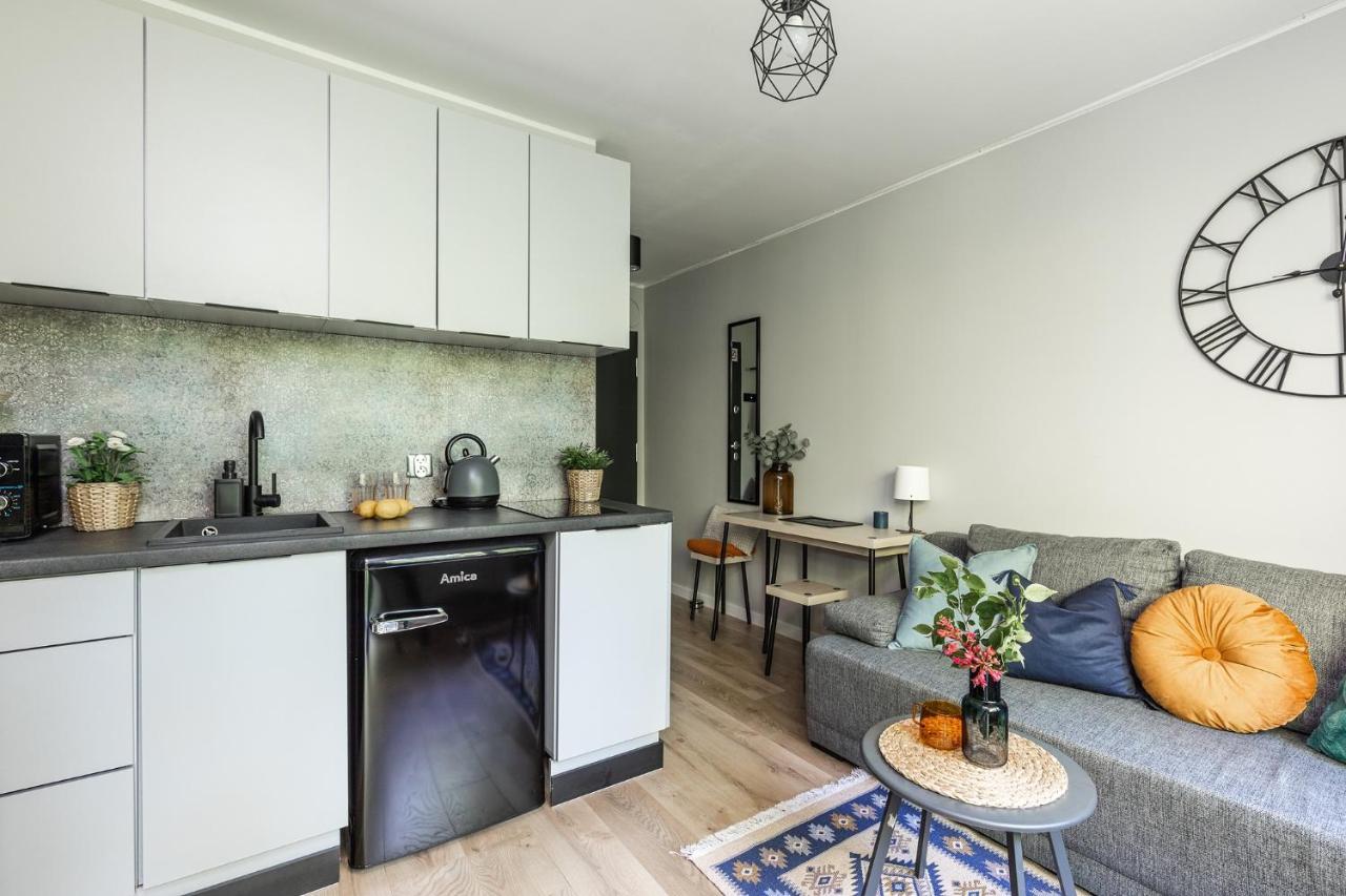 Superapart Batorego 16 Ministudio Warszawa Exteriör bild